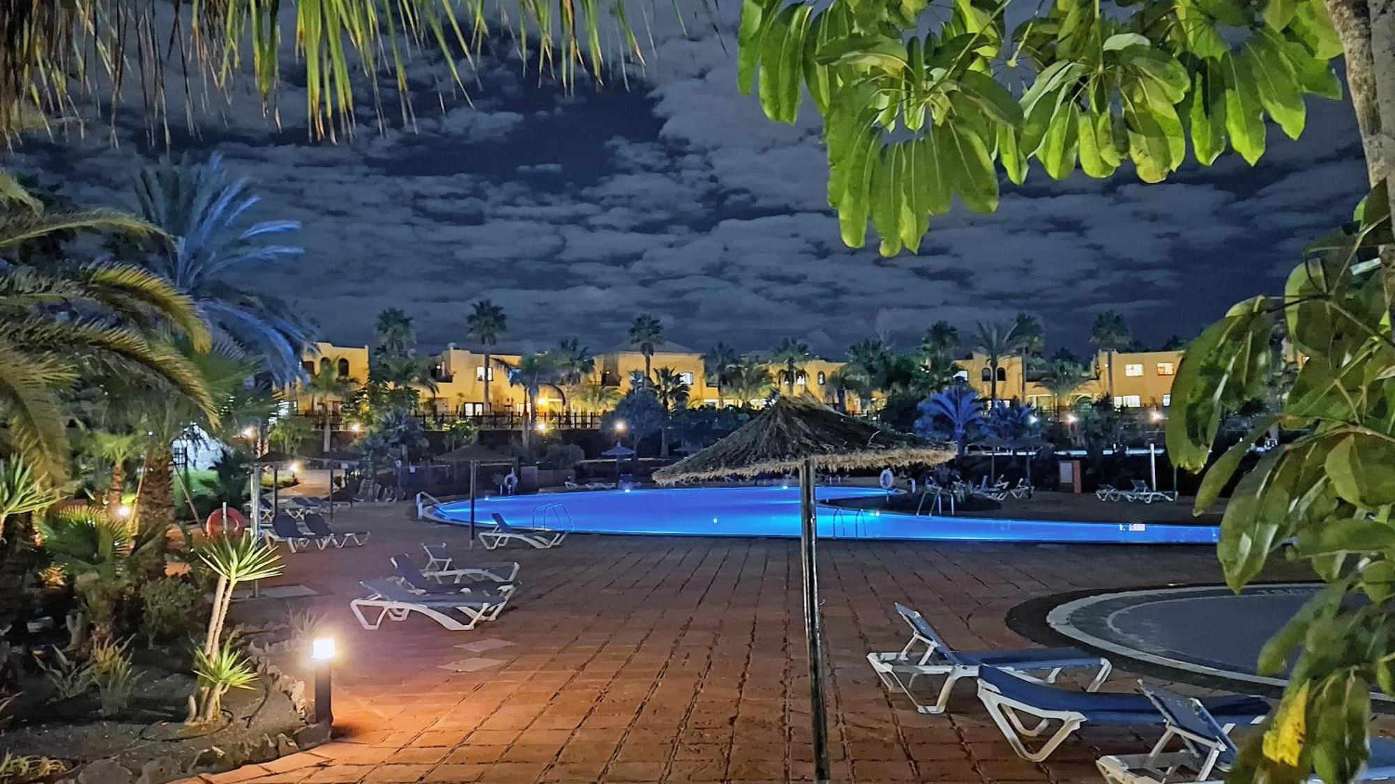 Apartment Gardenia, Oasis Tamarindo Коралео Екстериор снимка